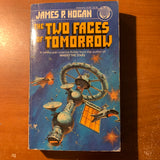 BOOK James P. Hogan 'The Two Faces of Tomorrow' (1984) paperback science fiction