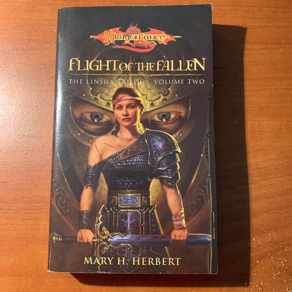 BOOK Mary H. Herbert 'Dragonlance: Night Of the Fallen' (2004) Linsha Trilogy, Volume Two