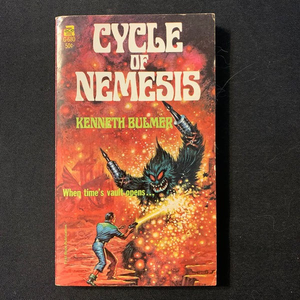 BOOK Kenneth Bulmer 'Cycle of Nemesis' (1967) paperback science fiction