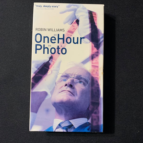 VHS One Hour Photo (2002) Robin Williams, Connie Nielsen, Michael Vartan, Gary Cole